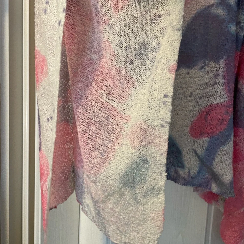 Anthropologie OLIVER Floral Knit Poncho Pullover. Like New!